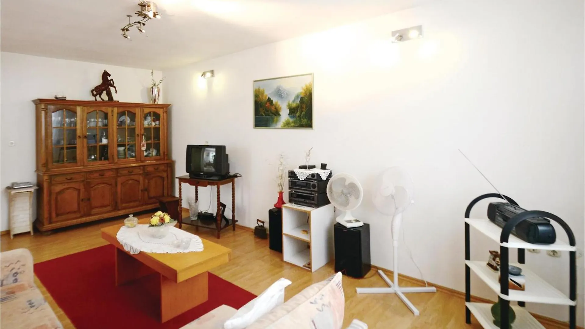 1 Bedroom Stunning Home In Marceljani Vinez Holiday home